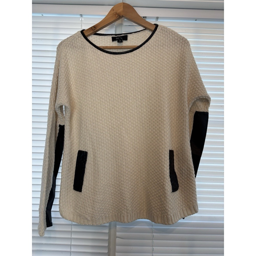 BCX Pullover Sweater Womens Med Ivory Long Sleeve Faux Leather Trim Modern Vibe